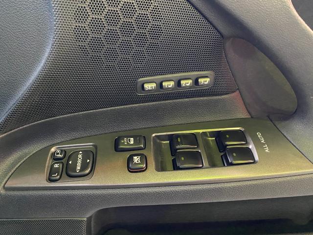 ＩＳ ＩＳ３５０　バージョンＳ　ビス止めオーバーフェンダー　現行ルックエアロ　ＬＥＤヘッド＆テール　ネジ式車高調　新品１９インチシュタイナー　アレスブラック　サンルーフ　マークレビンソン（47枚目）