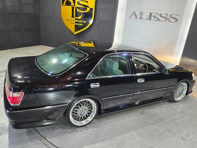 クラウン アスリートG ハーフフルエアロ ブラック全塗装 新品エアロ 新品車高調 新品ALESSメッキ19インチホイール 走行距離5万2千キロ(3枚目)