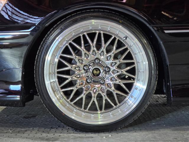 クラウン アスリートG ハーフフルエアロ ブラック全塗装 新品エアロ 新品車高調 新品ALESSメッキ19インチホイール 走行距離5万2千キロ(6枚目)