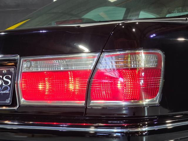 クラウン アスリートG ハーフフルエアロ ブラック全塗装 新品エアロ 新品車高調 新品ALESSメッキ19インチホイール 走行距離5万2千キロ(12枚目)