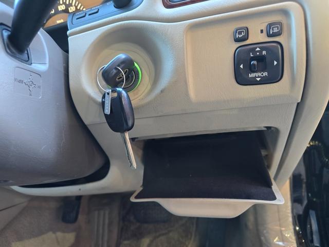 クラウン アスリートG ハーフフルエアロ ブラック全塗装 新品エアロ 新品車高調 新品ALESSメッキ19インチホイール 走行距離5万2千キロ(28枚目)