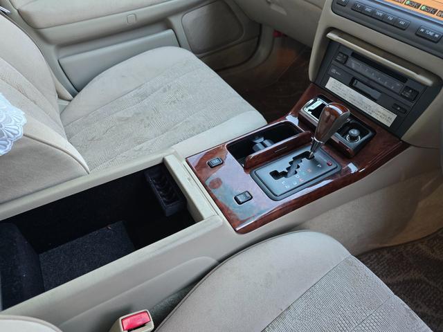 クラウン アスリートG ハーフフルエアロ ブラック全塗装 新品エアロ 新品車高調 新品ALESSメッキ19インチホイール 走行距離5万2千キロ(31枚目)