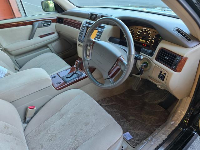 クラウン アスリートG ハーフフルエアロ ブラック全塗装 新品エアロ 新品車高調 新品ALESSメッキ19インチホイール 走行距離5万2千キロ(34枚目)