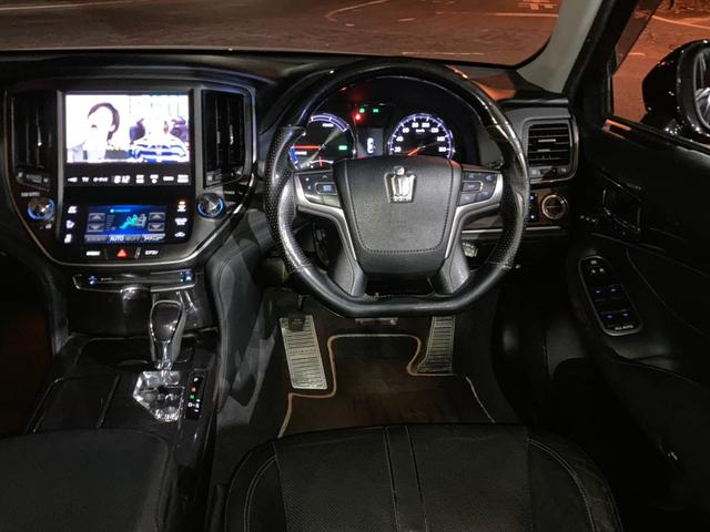 クラウンハイブリッド アスリートG ROJAMコンプリート サンルーフ 黒革シート ALESSメッキ19インチホイール JUNIT4灯フォグ RSR車高調 4本出しマフラー HDDマルチナビ Bluetoothオーディオ レーダー探知機(21枚目)