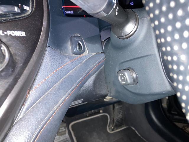 クラウンハイブリッド アスリートG ROJAMコンプリート サンルーフ 黒革シート ALESSメッキ19インチホイール JUNIT4灯フォグ RSR車高調 4本出しマフラー HDDマルチナビ Bluetoothオーディオ レーダー探知機(27枚目)