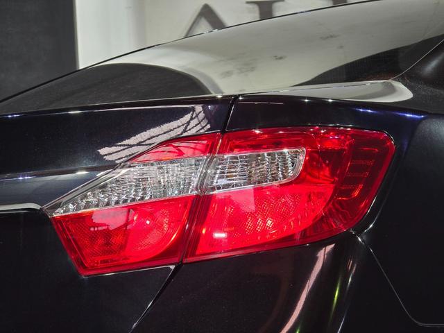 TOYOTA CAMRY HYBRID G PACKAGE