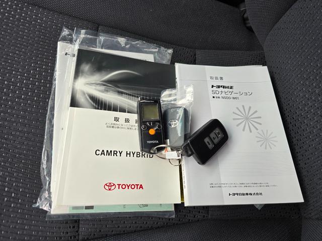 TOYOTA CAMRY HYBRID G PACKAGE