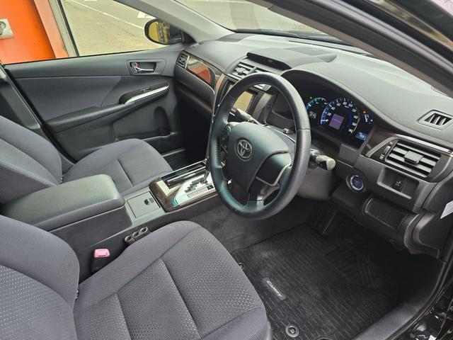 TOYOTA CAMRY HYBRID G PACKAGE