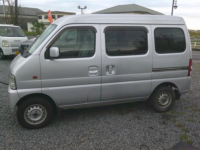 エブリイ ジョインターボＤＸ－ＩＩ　車検２年　４ＷＤ　ターボ　軽バン　エアコン　パワステ　パワーウィンドウ　集中ドアロック　エアバック　ＡＢＳ　キーレスエントリー　ミラーヒーター　ＣＤ再生（8枚目）