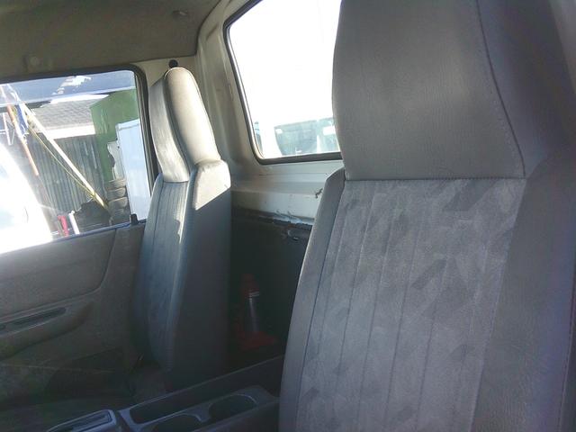 MAZDA BRAWNY TRUCK DX