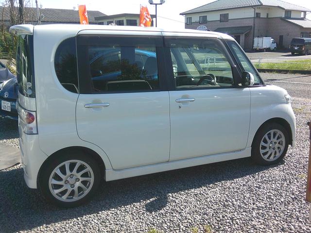 タント カスタムＸリミテッド　車検２年　エアコン　ＥＴＣ　パワステ　パワーウィンドウ　片側電動スライドドア　キーレスエントリー　集中ドアロック　エアバック　ＡＢＳ（8枚目）