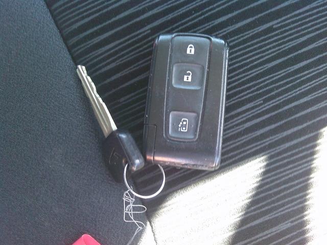 タント カスタムＸリミテッド　車検２年　エアコン　ＥＴＣ　パワステ　パワーウィンドウ　片側電動スライドドア　キーレスエントリー　集中ドアロック　エアバック　ＡＢＳ（31枚目）