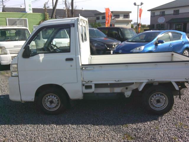 ハイゼットトラック エアコン・パワステ　スペシャル　車検２年　パートタイム４ＷＤ　エアコン　パワステ（7枚目）