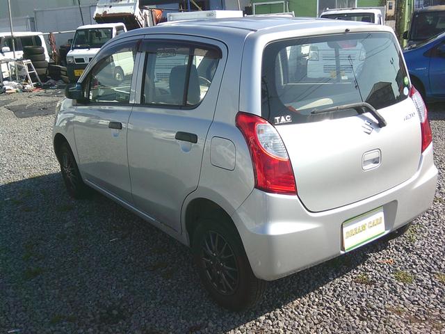 アルト Ｆ　フルタイム４ＷＤ　エアコン　パワステ　パワーウィンドウ　集中ドアロック　キーレスエントリー　エアバック　ＡＢＳ　ＣＤ再生（8枚目）