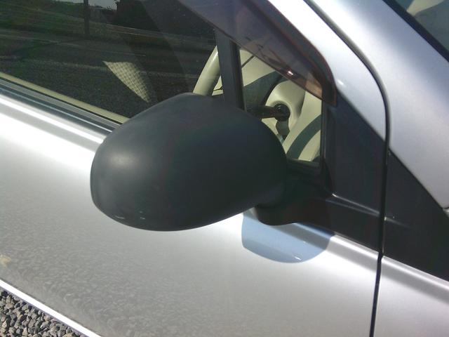 アルト Ｆ　フルタイム４ＷＤ　エアコン　パワステ　パワーウィンドウ　集中ドアロック　キーレスエントリー　エアバック　ＡＢＳ　ＣＤ再生（15枚目）