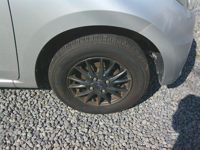 アルト Ｆ　フルタイム４ＷＤ　エアコン　パワステ　パワーウィンドウ　集中ドアロック　キーレスエントリー　エアバック　ＡＢＳ　ＣＤ再生（24枚目）