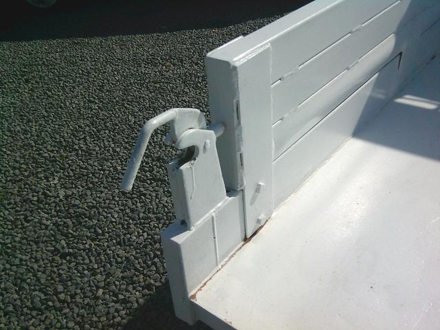 キャリイトラック ダンプ　浅底ダンプ　パートタイム４ＷＤ　エアコン　パワステ　ＥＴＣ（33枚目）