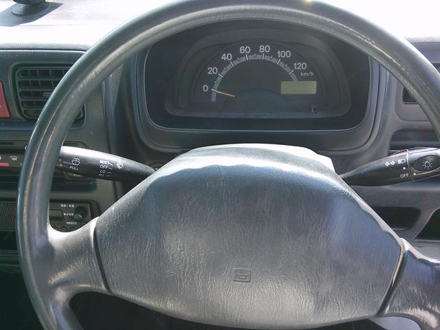 キャリイトラック ダンプ　浅底ダンプ　パートタイム４ＷＤ　エアコン　パワステ　ＥＴＣ（40枚目）