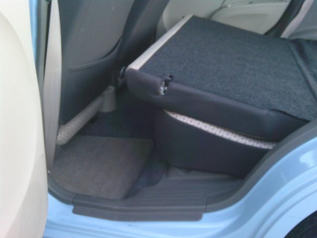 アルト Ｇ　車検２年　エアコン　パワステ　パワーウィンドウ　エアバック　集中ドアロック　ＡＢＳ　キーレスエントリー　電格ミラー　ＣＤ再生（48枚目）