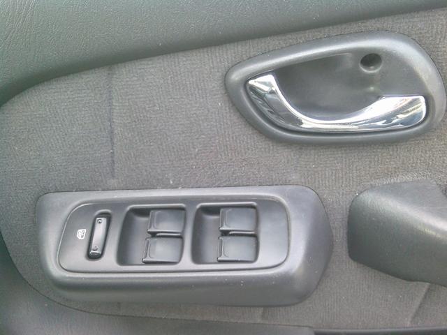 エブリイワゴン ジョイポップターボ ナビ テレビ エアコン パワステ パワーウィンドウ 両側スライドドア 集中ドアロック エアバック ABS キーレスエントリー(22枚目)