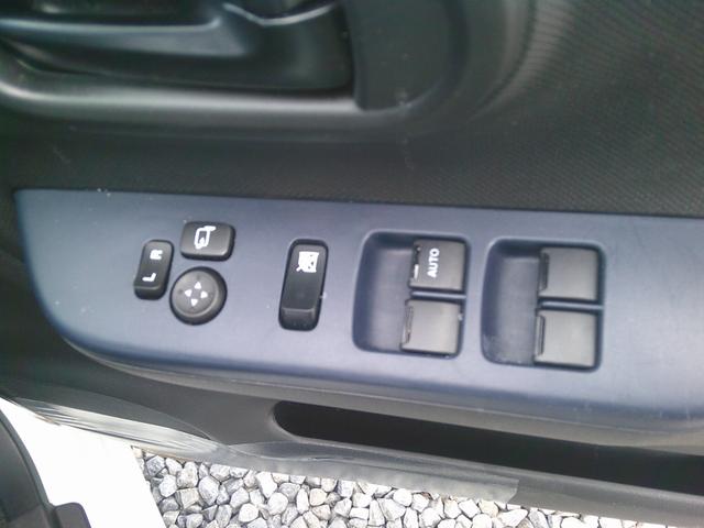 アルト Ｌ　フルタイム４ＷＤ　エアコン　パワステ　パワーウィンドウ　ＡＢＳ　キーレスエントリー　シートヒーター　ＣＤ再生　集中ドアロック（28枚目）