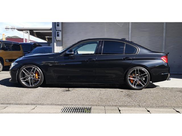 ３シリーズ ３２８ｉスポーツ　ＡＣＳｃｈｎｉｔｚｅｒコンプリート・エアロ・マフラー・ホイール・メダル・トランクガード　Ｍ　ＰＥＲＦＯＲＭＡＮＣＥブレーキキット　ブリッツ車高調　前後Ｈ＆Ｒスタビライザー　レカロフルバケ２脚　保証書付（6枚目）