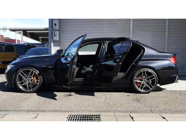 ３シリーズ ３２８ｉスポーツ　ＡＣＳｃｈｎｉｔｚｅｒコンプリート・エアロ・マフラー・ホイール・メダル・トランクガード　Ｍ　ＰＥＲＦＯＲＭＡＮＣＥブレーキキット　ブリッツ車高調　前後Ｈ＆Ｒスタビライザー　レカロフルバケ２脚　保証書付（8枚目）