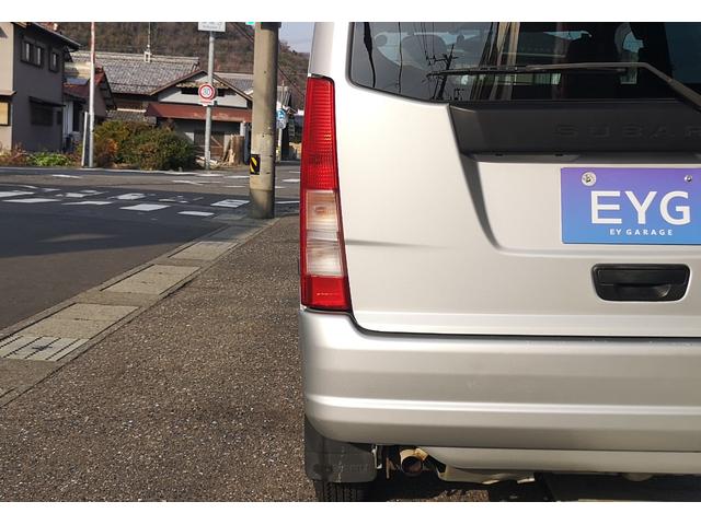 サンバーバン トランスポーター４ＷＤ　タイミングベルト交換済み　ハイルーフ　５ＭＴ　スタッドレスタイヤ装着　ルーフキャリア　社外ナビ　集中ドアロック　パワーウィンドウ　パワーステアリング　エアコン　スライドドア　禁煙車（23枚目）