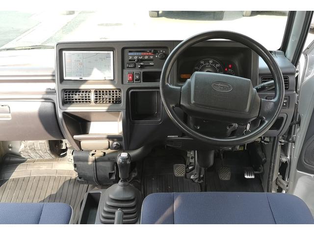 サンバーバン トランスポーター４ＷＤ　タイミングベルト交換済み　ハイルーフ　５ＭＴ　スタッドレスタイヤ装着　ルーフキャリア　社外ナビ　集中ドアロック　パワーウィンドウ　パワーステアリング　エアコン　スライドドア　禁煙車（35枚目）