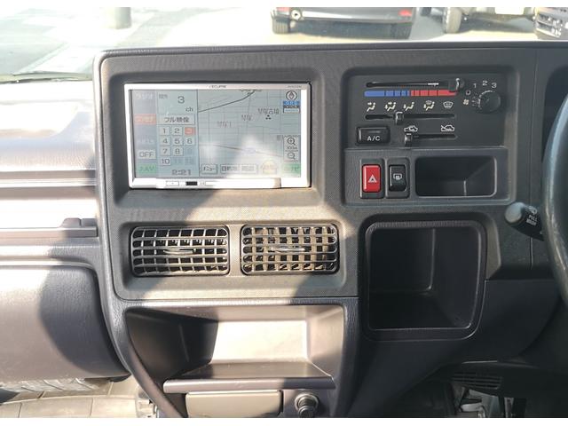 サンバーバン トランスポーター４ＷＤ　タイミングベルト交換済み　ハイルーフ　５ＭＴ　スタッドレスタイヤ装着　ルーフキャリア　社外ナビ　集中ドアロック　パワーウィンドウ　パワーステアリング　エアコン　スライドドア　禁煙車（43枚目）