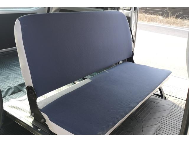 サンバーバン トランスポーター４ＷＤ　タイミングベルト交換済み　ハイルーフ　５ＭＴ　スタッドレスタイヤ装着　ルーフキャリア　社外ナビ　集中ドアロック　パワーウィンドウ　パワーステアリング　エアコン　スライドドア　禁煙車（44枚目）