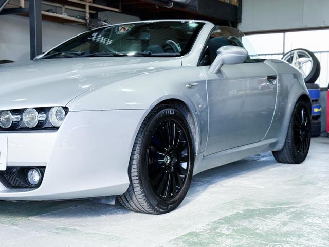 アルファスパイダー 2.2 JTS セレスピード 電動オープン/ブルータバコカラーインテリア/ナビ/バックカメラ/ETC(11枚目)