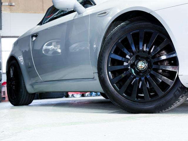 アルファスパイダー 2.2 JTS セレスピード 電動オープン/ブルータバコカラーインテリア/ナビ/バックカメラ/ETC(22枚目)