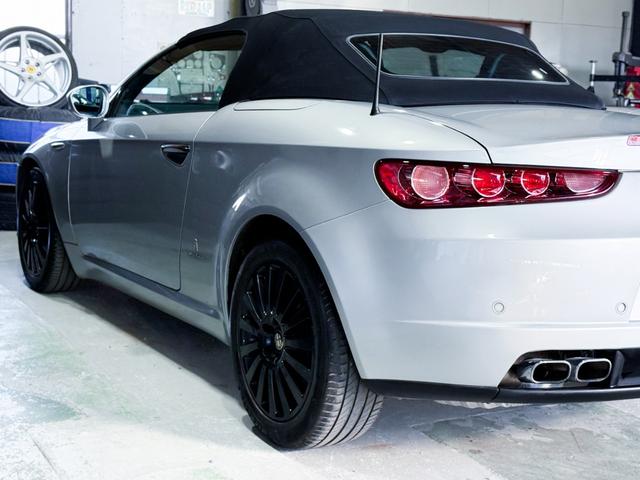 アルファスパイダー 2.2 JTS セレスピード 電動オープン/ブルータバコカラーインテリア/ナビ/バックカメラ/ETC(28枚目)