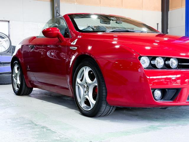 アルファスパイダー 2.2 JTS セレスピード 電動オープン/レザーシート/メモリー付きパワーシート&ヒーター/ナビ/ETC/バックカメラ/車検2年付(10枚目)