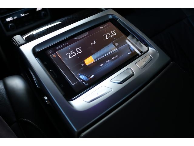 ７シリーズ ７４０ｉ　Ｍスポーツ　車検２年付　リヤコンフォートＰＫＧ　リヤエンターテイメント　ディスプレイキー　サンルーフ　ＬＥＤヘッドライト　２０ＡＷ　ハーマンカードンサラウンド　トップビュー　ドライビングアシストプラス（21枚目）