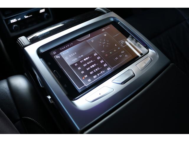 ７シリーズ ７４０ｉ　Ｍスポーツ　車検２年付　リヤコンフォートＰＫＧ　リヤエンターテイメント　ディスプレイキー　サンルーフ　ＬＥＤヘッドライト　２０ＡＷ　ハーマンカードンサラウンド　トップビュー　ドライビングアシストプラス（26枚目）