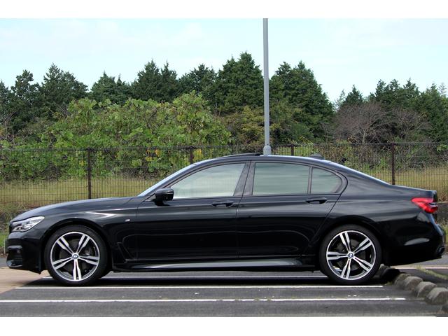 ７シリーズ ７４０ｉ　Ｍスポーツ　車検２年付　リヤコンフォートＰＫＧ　リヤエンターテイメント　ディスプレイキー　サンルーフ　ＬＥＤヘッドライト　２０ＡＷ　ハーマンカードンサラウンド　トップビュー　ドライビングアシストプラス（65枚目）