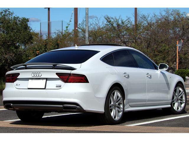 Ａ７スポーツバック ２．０ＴＦＳＩクワトロ　Ｓラインパッケージ　車検２年付　マトリクスＬＥＤヘッドライト　サンルーフ　１９ＡＷ　Ｓ　ｌｉｎｅエクステリア　バルコナレザースポーツシート　電動リヤスポイラー　ＢＯＳＥサウンドシステム　Ａｕｄｉ　ｃｏｎｎｅｃｔナビ（4枚目）