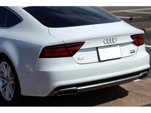 Ａ７スポーツバック ２．０ＴＦＳＩクワトロ　Ｓラインパッケージ　車検２年付　マトリクスＬＥＤヘッドライト　サンルーフ　１９ＡＷ　Ｓ　ｌｉｎｅエクステリア　バルコナレザースポーツシート　電動リヤスポイラー　ＢＯＳＥサウンドシステム　Ａｕｄｉ　ｃｏｎｎｅｃｔナビ（6枚目）