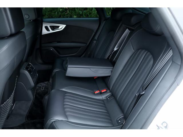 Ａ７スポーツバック ２．０ＴＦＳＩクワトロ　Ｓラインパッケージ　車検２年付　マトリクスＬＥＤヘッドライト　サンルーフ　１９ＡＷ　Ｓ　ｌｉｎｅエクステリア　バルコナレザースポーツシート　電動リヤスポイラー　ＢＯＳＥサウンドシステム　Ａｕｄｉ　ｃｏｎｎｅｃｔナビ（27枚目）