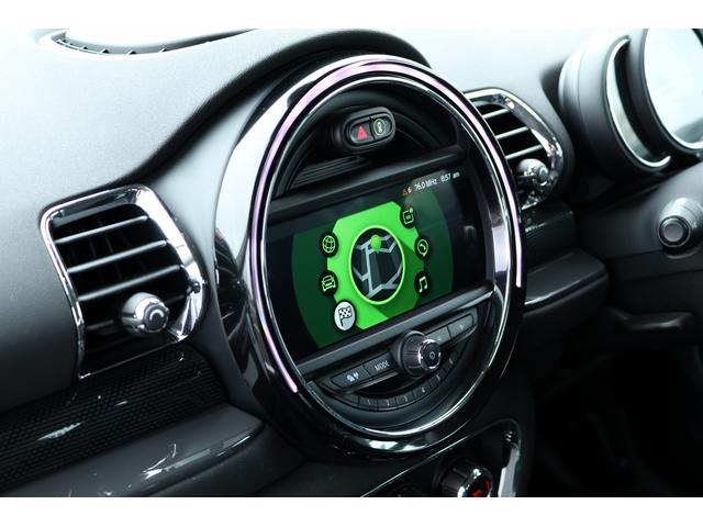 ＭＩＮＩ クーパーＳＤ　クラブマン　車検２年付　１オーナー車　ペッパーＰＫＧ　ピアノブラックエクステリアＰＫＧ　ＤＵＥＬＬ　ＡＧパフォーマンスエアロ付　ＬＥＤヘッドライト　ドライビングアシスト　ＡＣＣ　１７ＡＷ　カメラＰＫＧ（10枚目）