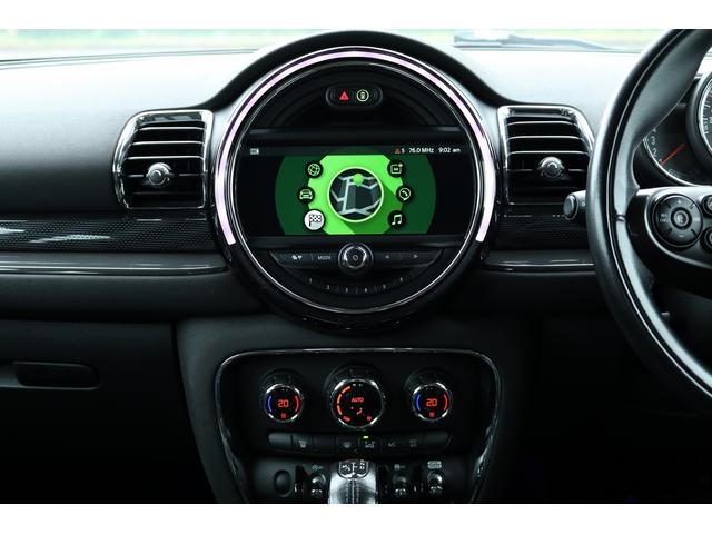 ＭＩＮＩ クーパーＳＤ　クラブマン　車検２年付　１オーナー車　ペッパーＰＫＧ　ピアノブラックエクステリアＰＫＧ　ＤＵＥＬＬ　ＡＧパフォーマンスエアロ付　ＬＥＤヘッドライト　ドライビングアシスト　ＡＣＣ　１７ＡＷ　カメラＰＫＧ（13枚目）