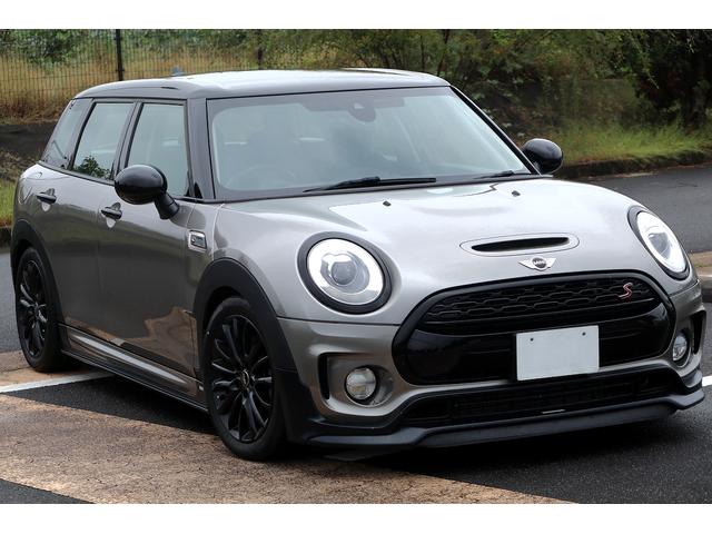 ＭＩＮＩ クーパーＳＤ　クラブマン　車検２年付　１オーナー車　ペッパーＰＫＧ　ピアノブラックエクステリアＰＫＧ　ＤＵＥＬＬ　ＡＧパフォーマンスエアロ付　ＬＥＤヘッドライト　ドライビングアシスト　ＡＣＣ　１７ＡＷ　カメラＰＫＧ（22枚目）