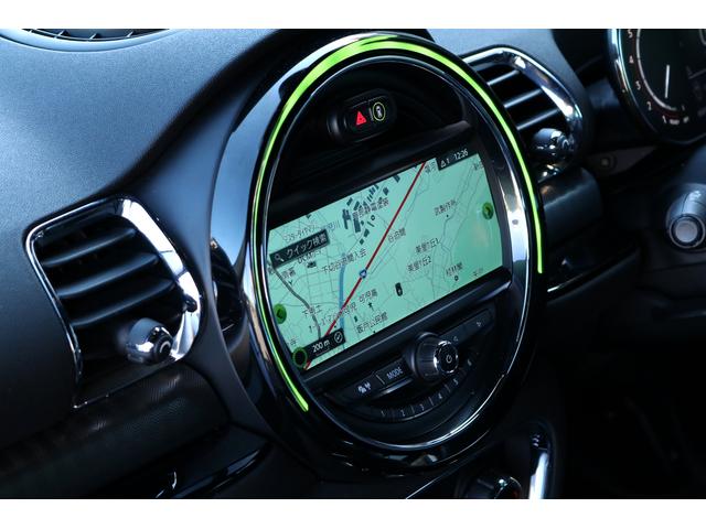 ＭＩＮＩ ジョンクーパーワークス　クラブマン　ＪＣＷエクスクルーシブスタイル　レザーラウンジシート　ＵＳフェンダー　後期デジタルメーター　イルミネ―テッドサーフェス　ユニオンテール　イージーエントリー　ＨＵＤ　ＪＣＷツインマフラー（20枚目）