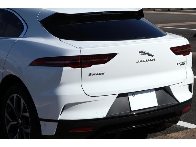 Ｉペイス ＨＳＥ　パフォーマンスシート　パノラマルーフ　マトリックスＬＥＤライト　１４Ｗａｙ電動調節シート　シートクーラー　ドライバーアシスト　３６０°カメラ　２０ＡＷ　Ａｐｐｌｅ　ＣａｒＰｌａｙ　ＯＰエアサス（6枚目）