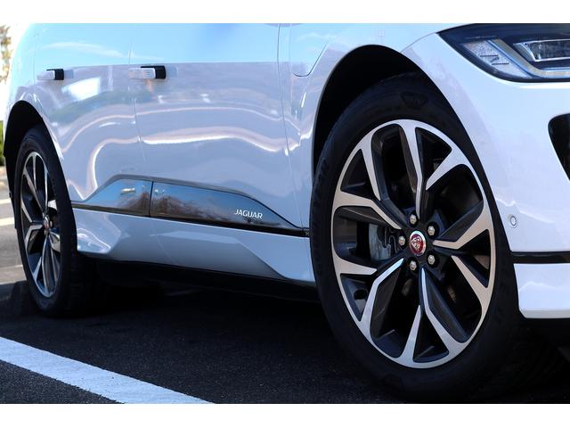 Ｉペイス ＨＳＥ　パフォーマンスシート　パノラマルーフ　マトリックスＬＥＤライト　１４Ｗａｙ電動調節シート　シートクーラー　ドライバーアシスト　３６０°カメラ　２０ＡＷ　Ａｐｐｌｅ　ＣａｒＰｌａｙ　ＯＰエアサス（7枚目）