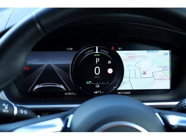Ｉペイス ＨＳＥ　パフォーマンスシート　パノラマルーフ　マトリックスＬＥＤライト　１４Ｗａｙ電動調節シート　シートクーラー　ドライバーアシスト　３６０°カメラ　２０ＡＷ　Ａｐｐｌｅ　ＣａｒＰｌａｙ　ＯＰエアサス（13枚目）