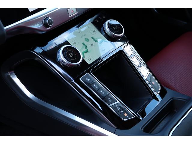 Ｉペイス ＨＳＥ　パフォーマンスシート　パノラマルーフ　マトリックスＬＥＤライト　１４Ｗａｙ電動調節シート　シートクーラー　ドライバーアシスト　３６０°カメラ　２０ＡＷ　Ａｐｐｌｅ　ＣａｒＰｌａｙ　ＯＰエアサス（15枚目）