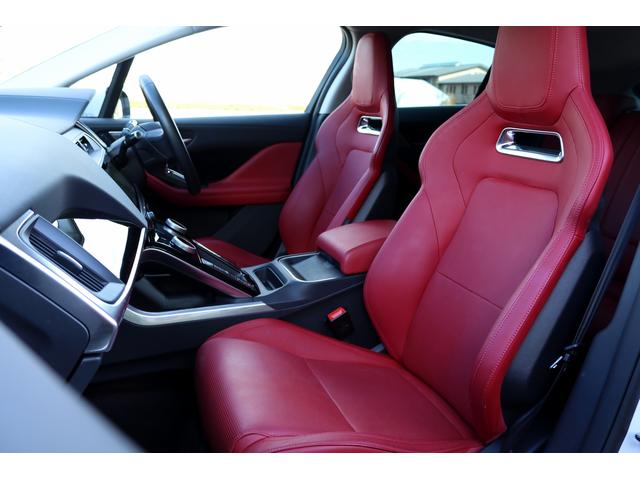 Ｉペイス ＨＳＥ　パフォーマンスシート　パノラマルーフ　マトリックスＬＥＤライト　１４Ｗａｙ電動調節シート　シートクーラー　ドライバーアシスト　３６０°カメラ　２０ＡＷ　Ａｐｐｌｅ　ＣａｒＰｌａｙ　ＯＰエアサス（32枚目）